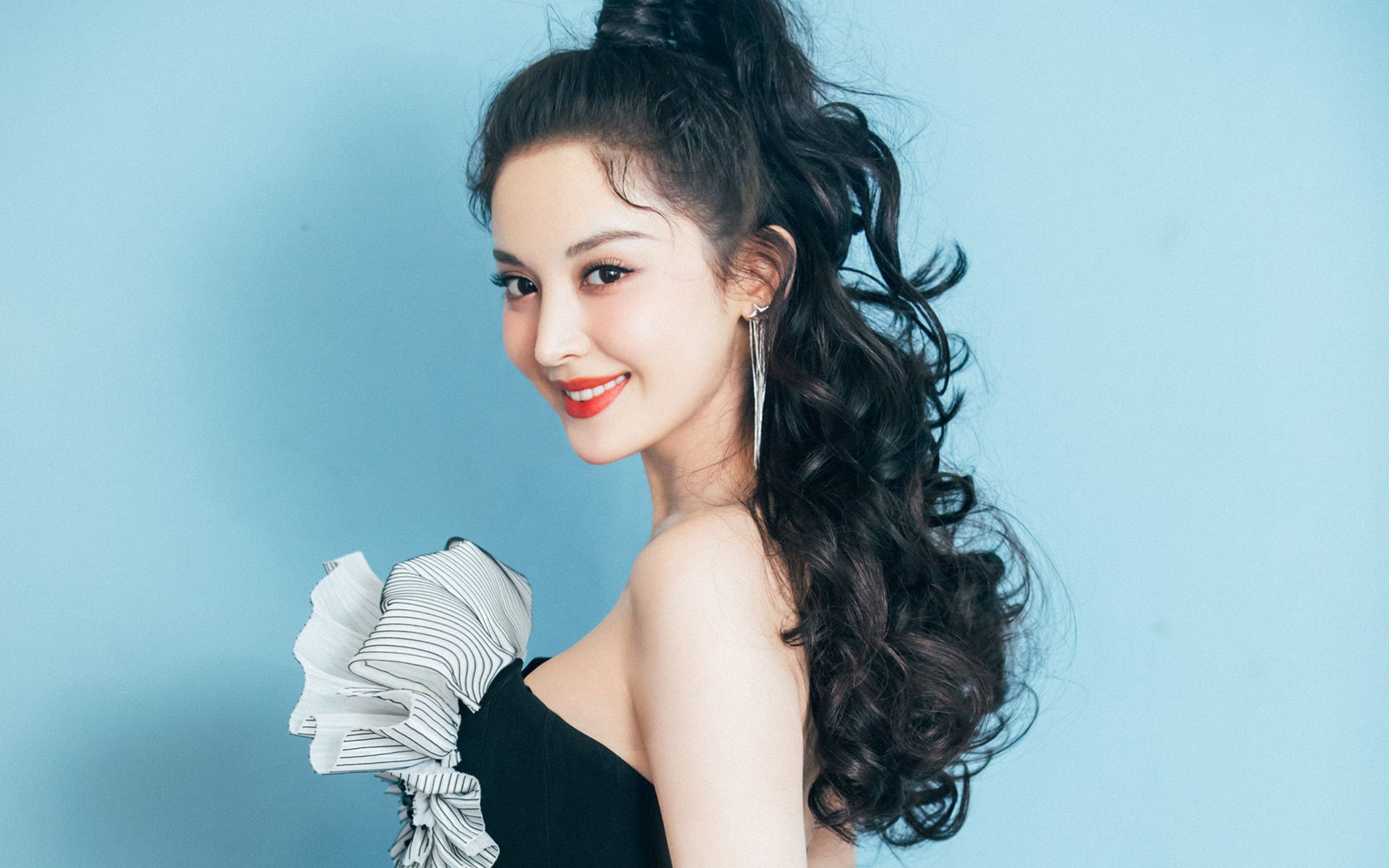 莱比锡红牛锋线轮换保持输出火力，莱比锡红牛升级之路