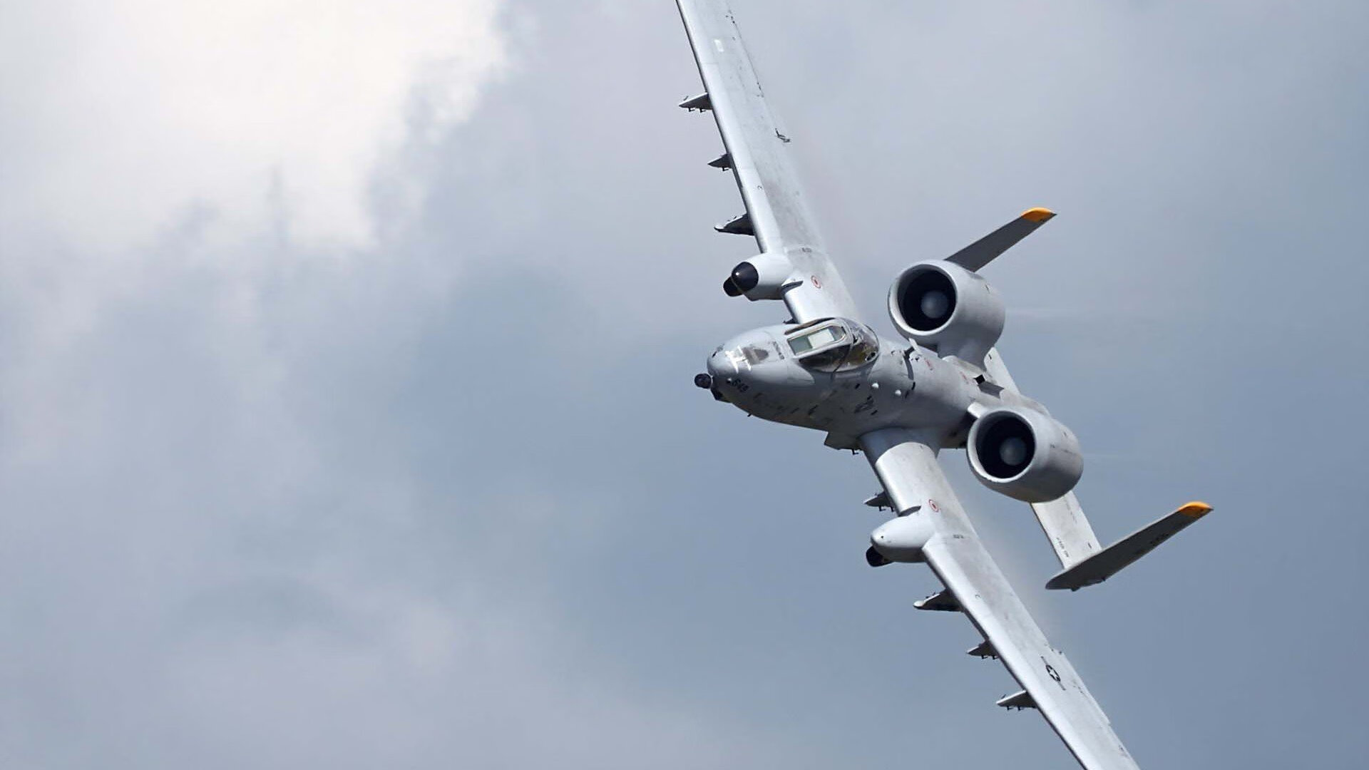 KAIYUNAPP-裁判组全程高标准执法比赛节奏控制精准到位，裁判员严格执法