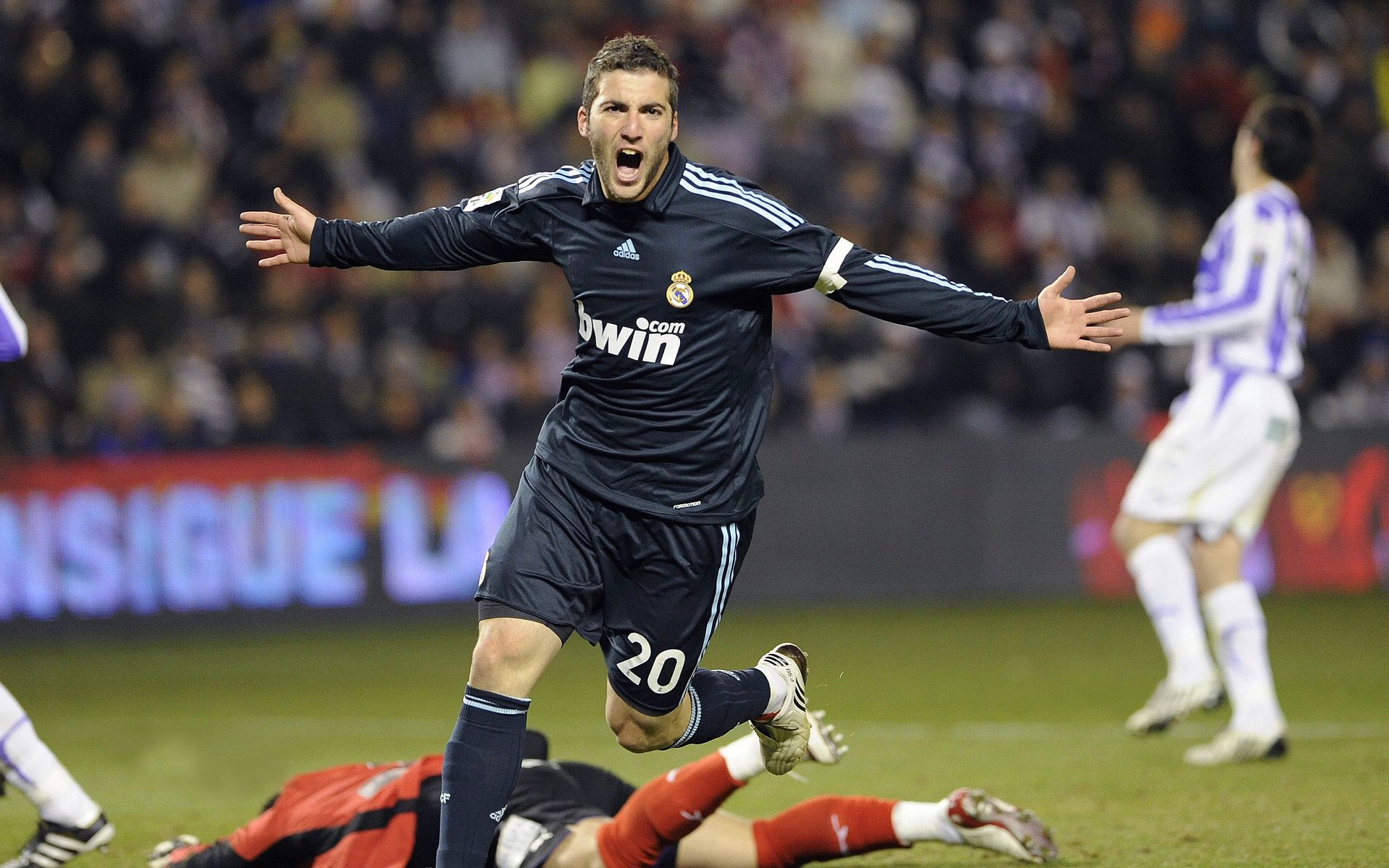 开云首页登录-北京队本赛季表现出色，有望冲击冠军，北京队队员